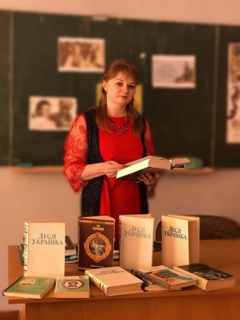 Декада української мови та літератури