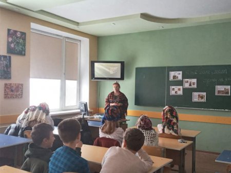Всесвітній день української хустки