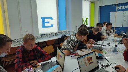 Програмування на уроках технологій