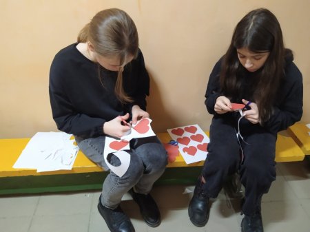 Виховні години