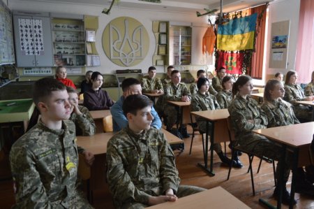 Зустріч з бойовим офіцером  