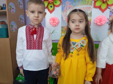 Міжнародний жіночий день - 8 березня