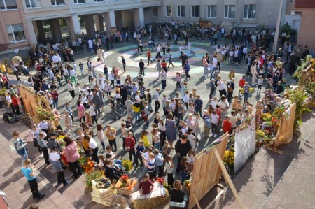 35 ОСІНЬ ЛІЦЕЮ "КОЛЕГІУМ"