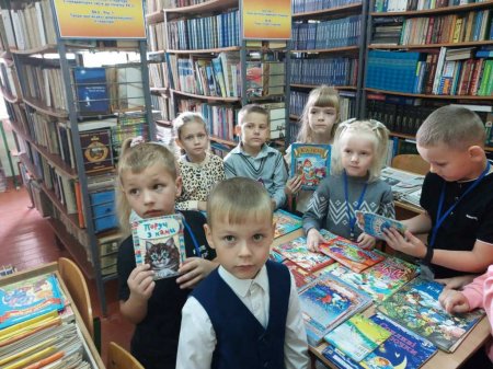 Знайомство зі шкільною бібліотекою