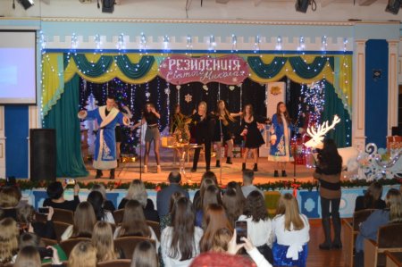 Новорічні казки Новорічні казки