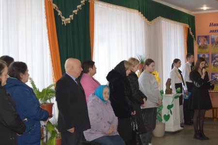 ВШАНУВАННЯ ЗАГИБЛИХ ВИПУСКНИКІВ-ЗАХИСНИКІВ