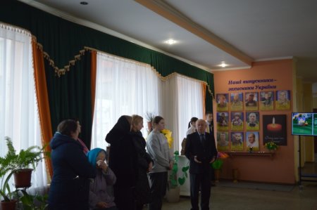 ВШАНУВАННЯ ЗАГИБЛИХ ВИПУСКНИКІВ-ЗАХИСНИКІВ