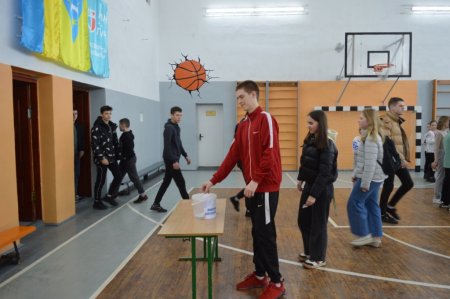 Вибори голови Шкільного Уряду