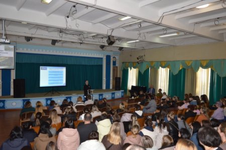 ЗАГАЛЬНОШКІЛЬНІ ЗБОРИ ДЛЯ БАТЬКІВ УЧНІВ 1-4 КЛАСІВ