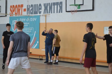 Волейболісти ліцею інтенсивно готуються до Всеукраїнської  ліги
