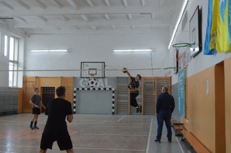 Підготовка до участі у змаганнях з волейболу