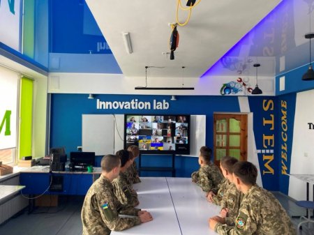 У ліцеї відзначили День захисників і захисниць України