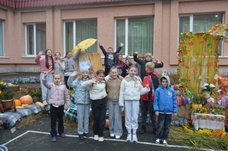 Ліцей у барвах осені