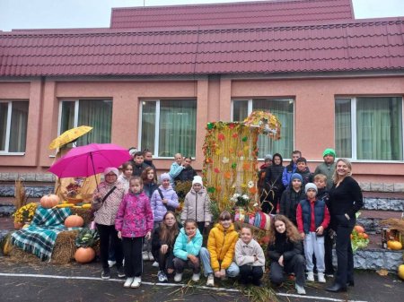 Ліцей у барвах осені