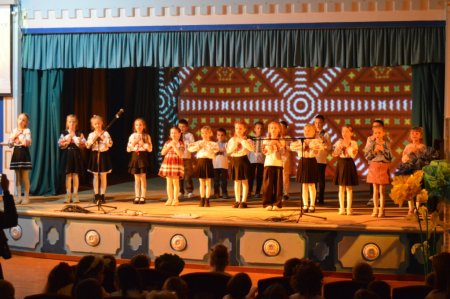 Фестиваль патріотичної пісні «Мелодія незламних»