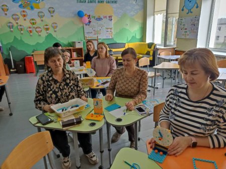 Тренінг з діяльнісного навчання: LEGOTinkeringToolkit у дії!