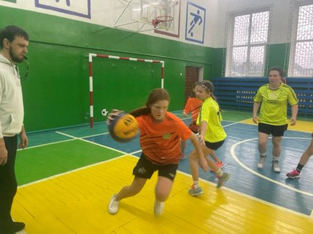 Команди Володимирецького ліцею «Колегіум» – серед призерів змагань з баскетболу 3х3