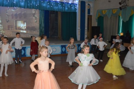 Святкове диво Миколая для учнів 1-х класів