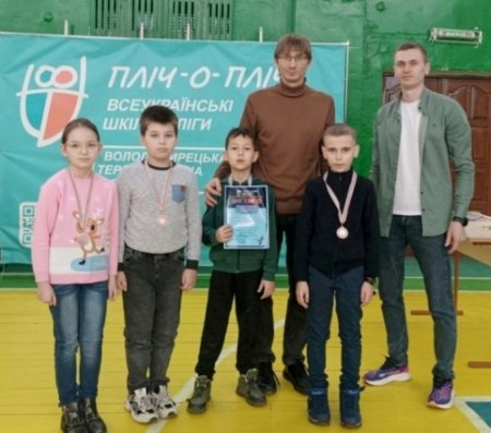 ЗМАГАННЯ З ЧЕРЛІДЕНГУ ТА ШАХІВ