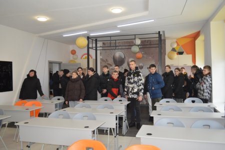 ПРОФОРІЄНТАЦІЙНА ЗУСТРІЧ З ДЕВ’ЯТИКЛАСНИКАМИ ВОЛОДИМИРЕЦЬКОЇ ГРОМАДИ