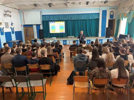   Профорієнтаційна зустріч з дев’ятикласниками ліцею