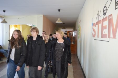 ПРОФОРІЄНТАЦІЙНА ЗУСТРІЧ З ДЕВ’ЯТИКЛАСНИКАМИ ВОЛОДИМИРЕЦЬКОЇ ГРОМАДИ