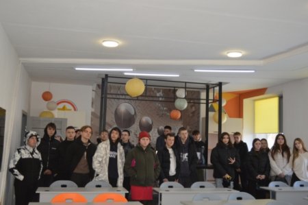 ПРОФОРІЄНТАЦІЙНА ЗУСТРІЧ З ДЕВ’ЯТИКЛАСНИКАМИ ВОЛОДИМИРЕЦЬКОЇ ГРОМАДИ