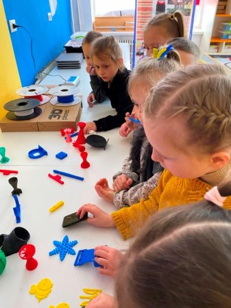 У ліцеї розпочалися уроки-екскурсії до STEM-лабораторії для учнів початкових класів