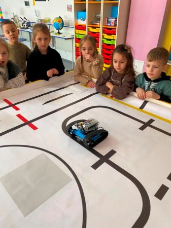 У ліцеї розпочалися уроки-екскурсії до STEM-лабораторії для учнів початкових класів