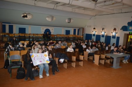 Мова нас єднає