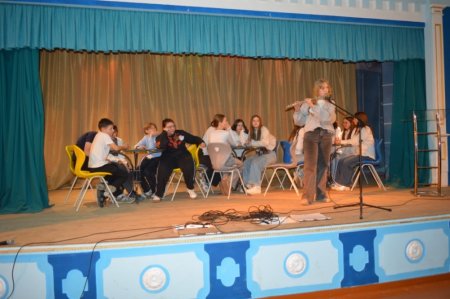 Мова нас єднає