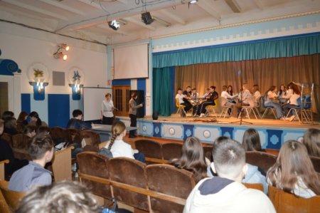 Мова нас єднає