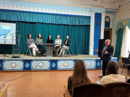 Вибори голови Шкільного Уряду 