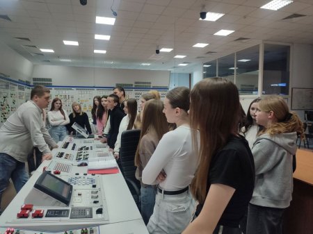 «ЯДЕРНА ШКОЛА РАЕС»: ВАЖЛИВИЙ ЕТАП ПРОФОРІЄНТАЦІЇ ЛІЦЕЇСТІВ