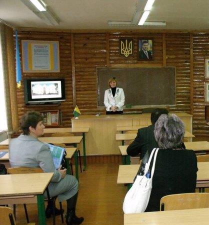 Всеукраїнський науково-практичний семінар "Науково-методичне забезпечення діяльності освітніх округів в умовах реформування освітньої галузі"